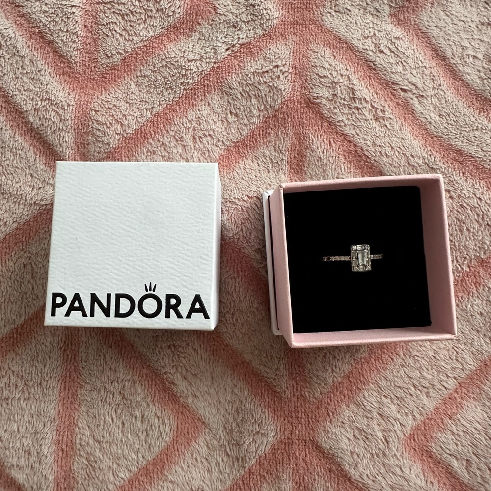 Pandora Ring Size 5